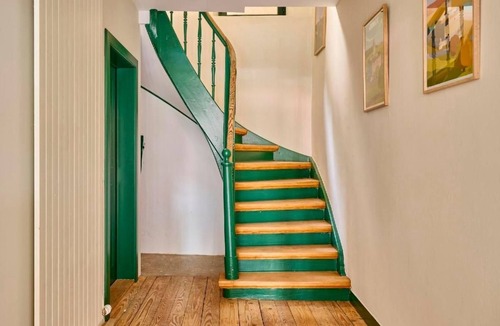 Schaffhausen Apartment | Zum Hinteren Dornhahn - Ferien im Baudenkmal by Interhome