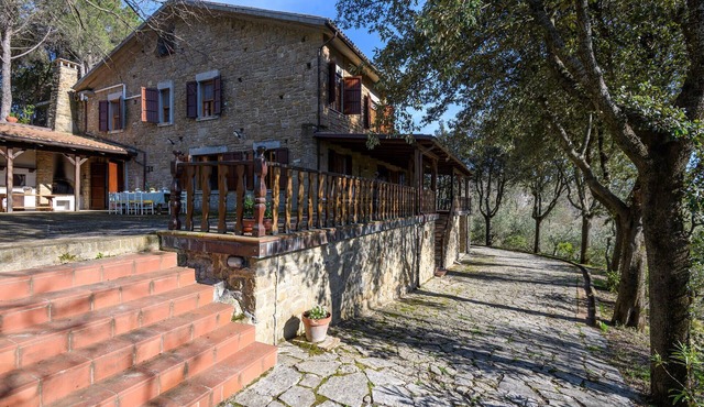 4 bedroom pet friendly home in Pergola in Pergola