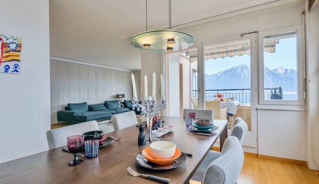 Alpine Stunning Apartment in Montreux by GuestLee