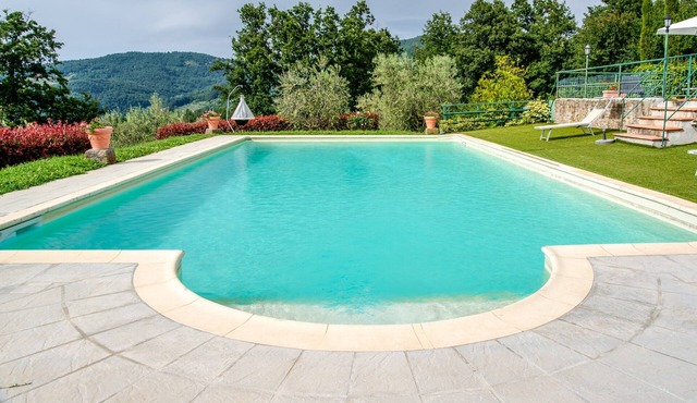 Apartment 'Il Cerro Basic Per Due' with Shared Pool and Shared Garden in Pelago