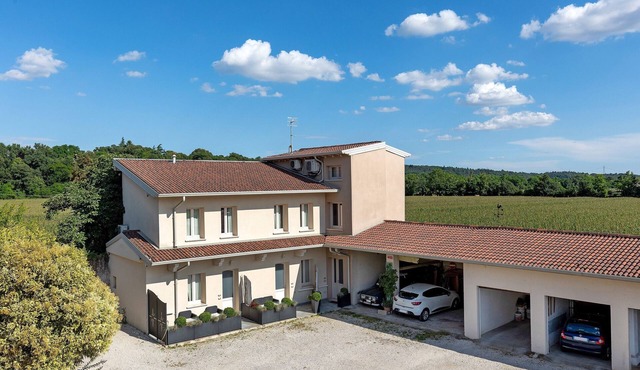 Apartment 'Lm House - Bilocale Orchidea' with Shared Terrace, Wi-Fi and Air Conditioning