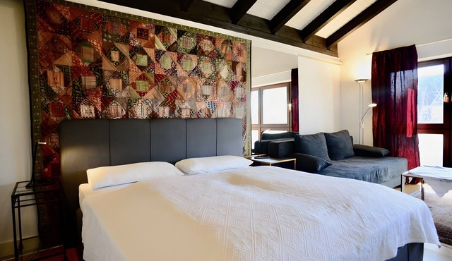 Apartment 'Peperoni' with Private Garden and Wi-Fi in Moos