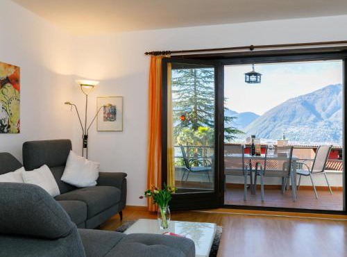 Apartment Residenza Miralago Apt- D32 by Interhome