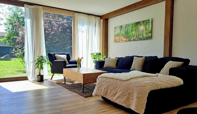 Apartment with big garden, two firepits and 5 minutes from the lake