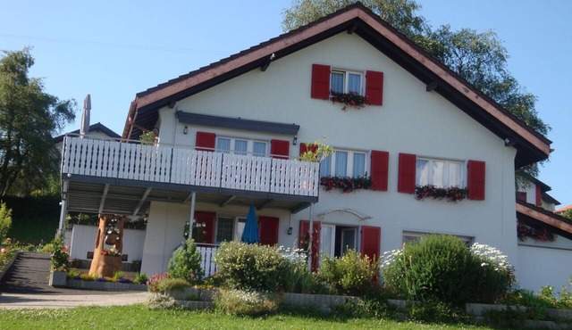 Appartement - Bellevue, (Les Breuleux), by Interhome
