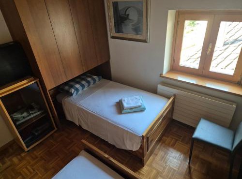 Ara Gesa Old Cottage