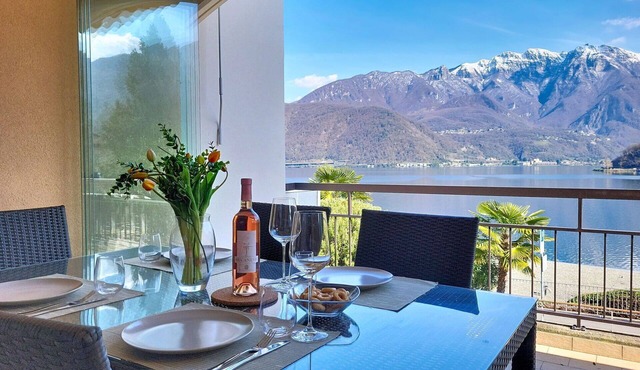 Beautiful apartment for 4 people with pool, WIFI, TV, terrace and panoramic view