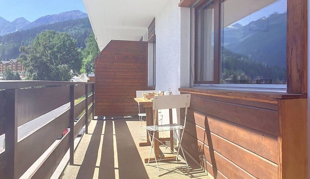Beautiful apartment for 4 guests with WIFI, TV, balcony and panoramic view