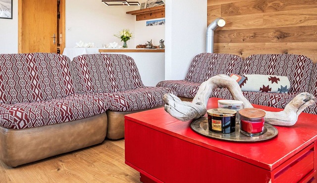 Beautiful apartment for 4 guests with WIFI, TV and balcony