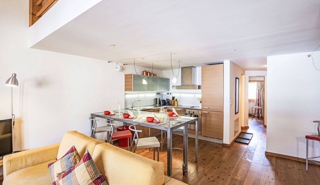 Beautiful apartment for 4 people with WIFI, TV, balcony, pets allowed and panoramic view