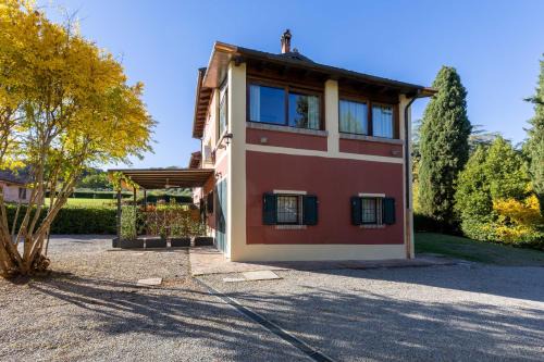 Borgo Malvasia- La Cascina in Sasso Marconi