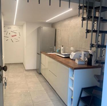 Caroli Home