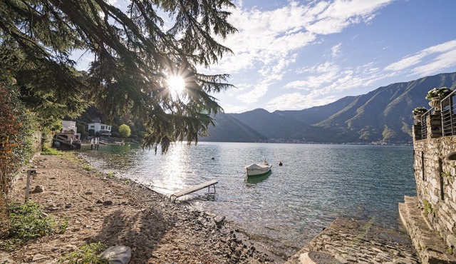 Casa Agatha Lenno Village home-Top floor lake view luxury by Italian Apartments