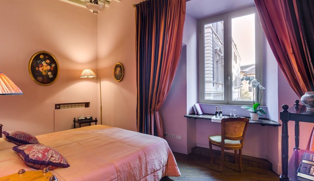 Casa Heberart Guest House Capo Le Case in Rome