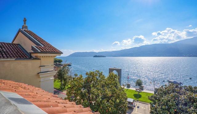 Casa Motti by Lago Reisen