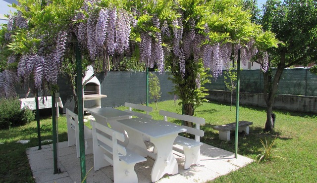 CASETTA BIANCA, COMPLETELY INDEPENDENT, VERY CLOSE TO THE BEACH in Rimini