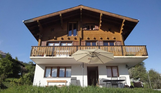 Chalet Stefanino, 2 1/2 Zimmer by Interhome