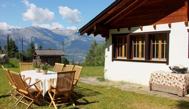 Chalet with mountain view. Family-friendly. Summer&Winter. 6' from 4Vallées.