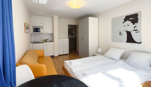 Charming studio in the center (Crown 23)