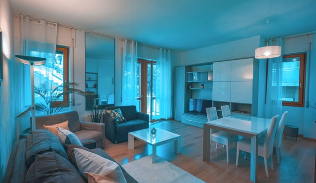 Como Lake Spacious Panoramic Apartment in Cernobbio