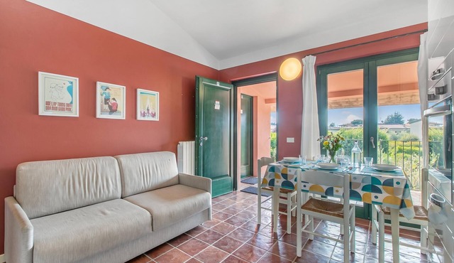 Cosy House Serena- park & shared pool, Puegnago del Garda, Italy in Puegnago del Garda