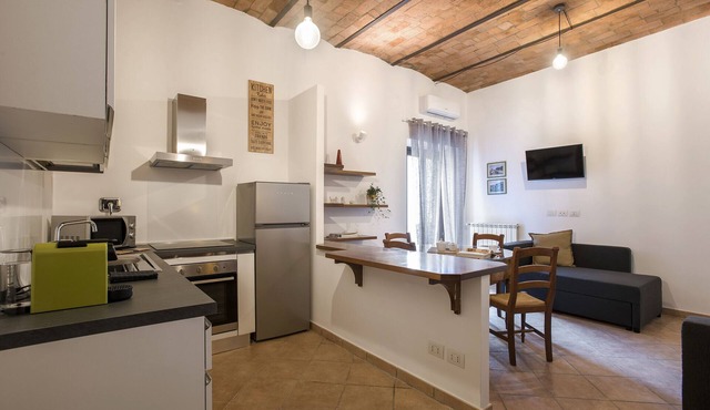 Cozy apartment IN Castro Pretorio