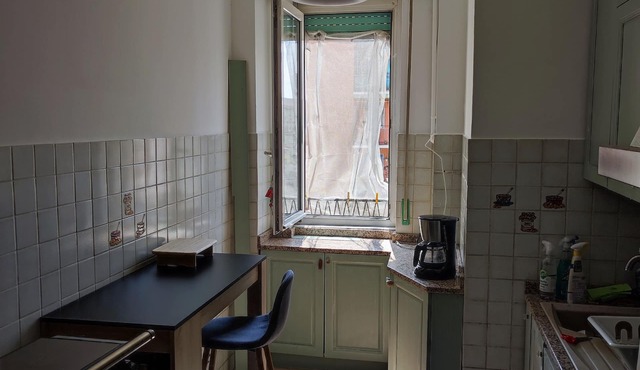 Cozy apartment with modern living in green and well-serviced area