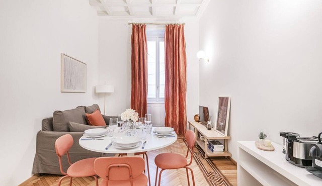 Easylife - Brightness and style in the Duomo area in Milano