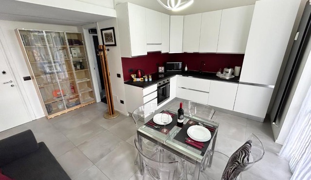 [Elegance and tranquility at 10min from the centre!]