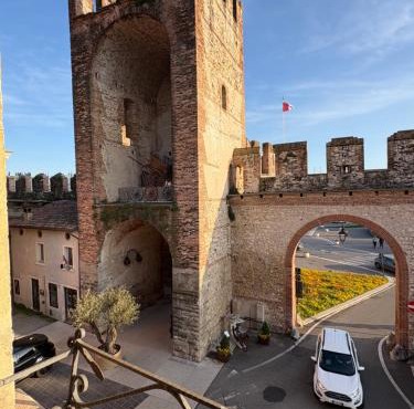 Elegante appartamento Charme a Soave - 70 mq - 4 ospiti - vicino centro e cantine in Soave