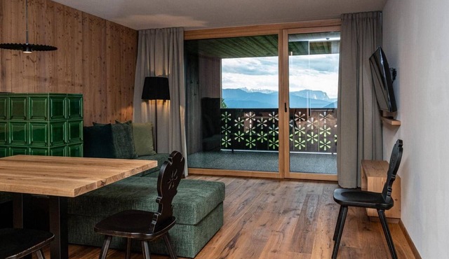 Family Apartment 105 'Mountain Lodge Margit' with Private Terrace, Infrared Sauna in Maranza