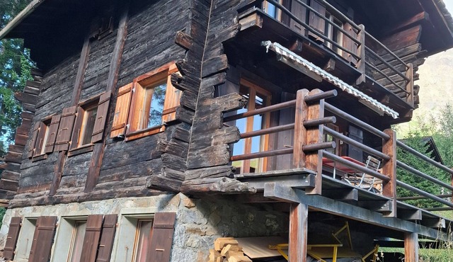 Family chalet in unspoilt wilderness at the heart of the UTMB universe