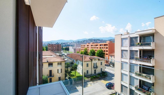 Flat Iron Apartments by Quokka 360 - Stylish Urban Stay 5 Minutes from Lugano Centre