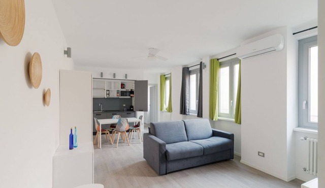 GuestHost - Modern Apartment Milano Precotto