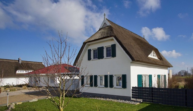 Haus in Idyllischer Lage mit Terrasse und Eingezäunten Garten - Ferienhaus Linea in Vaschvitz