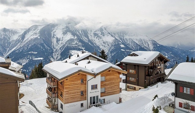 Holidays in the Aletsch Arena at the Aletsch Glacier in the Unesco World Natural