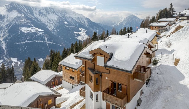 Holidays in the Aletsch Arena at the Aletsch Glacier in the Unesco World Natural