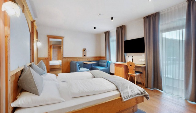 Hotel Murrer Double Room 105 with Mountain View, Spa and Wellness Area in Sarntal