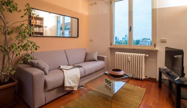 JOIVY Warm Family Flat for 4 with Terrace in Milan