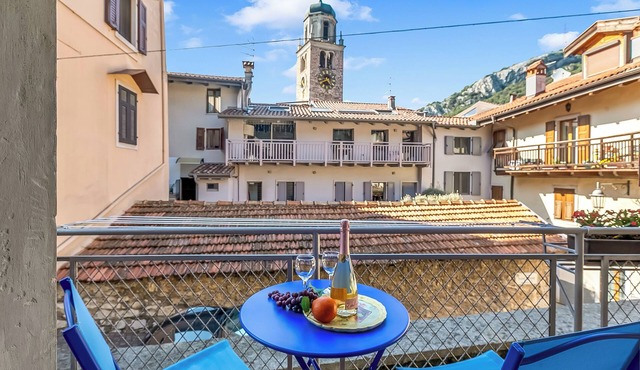 Kirribilli House - Central Nago Torbole with Mountain View, Nago-Torbole, Italy