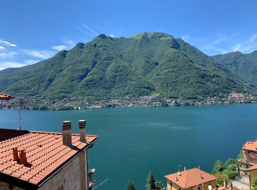 La Casa del Mastro - Como Lake in Pognana Lario