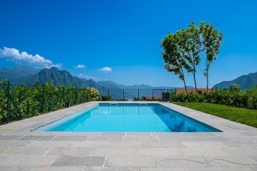 Lake Iseo Terrace & Pool Suite