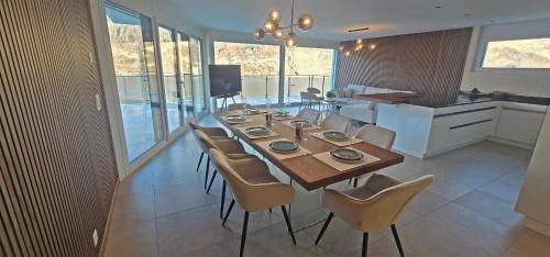 Lakefront Retreat with Stunning Walensee Views