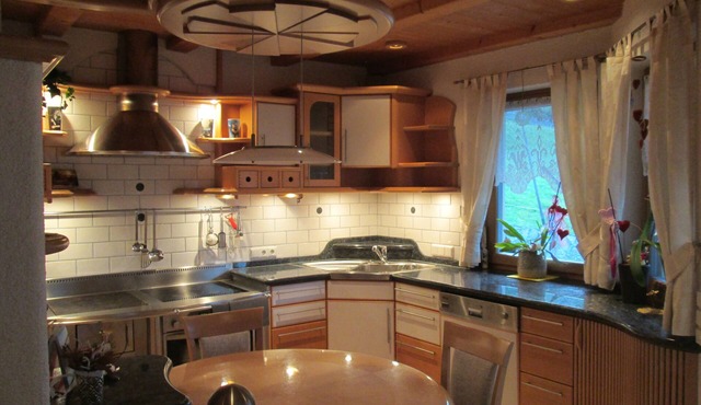 LEE'S HERZNESCHTL great vacation apartment in Rodeneck for 2 people in Rodeneck