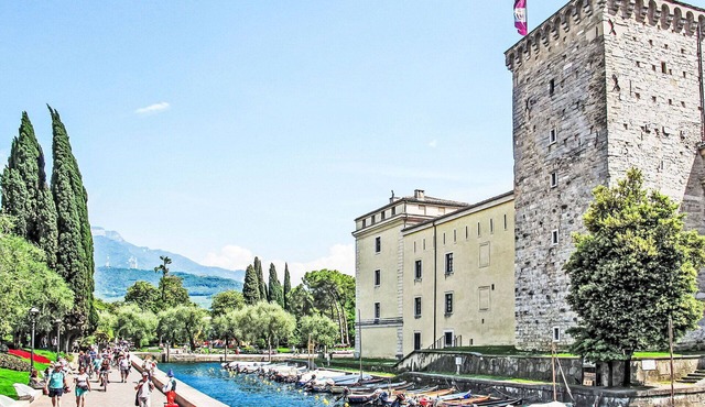 Lovely apartment for 4 guests with A/C, WIFI, TV, patio and panoramic view in Dro