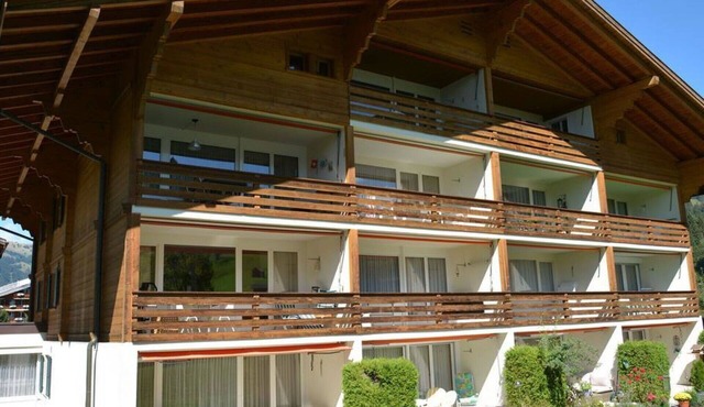 Lovely apartment for 4 people with WIFI, TV, balcony and pets allowed