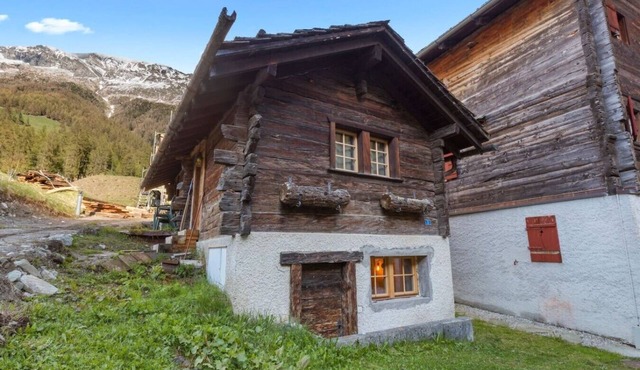 Lovely studio in the basement of an authentic chalet
