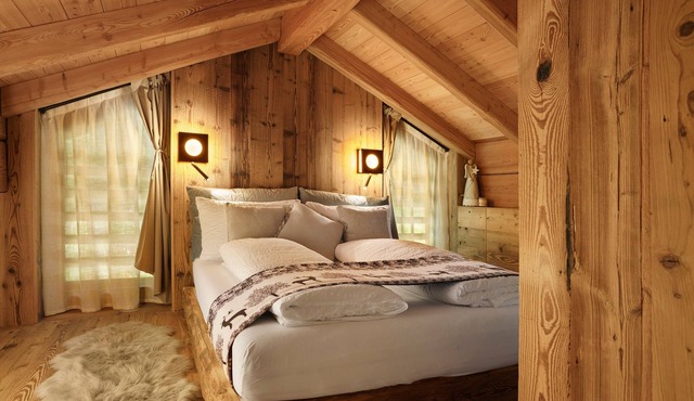 Luxury Chalet Larice with Mountain Views and Panoramic Terrace in Ronchi Valsugana