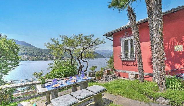 Mica Aurea Morcote - Villa with Terrace, Morcote, Switzerland