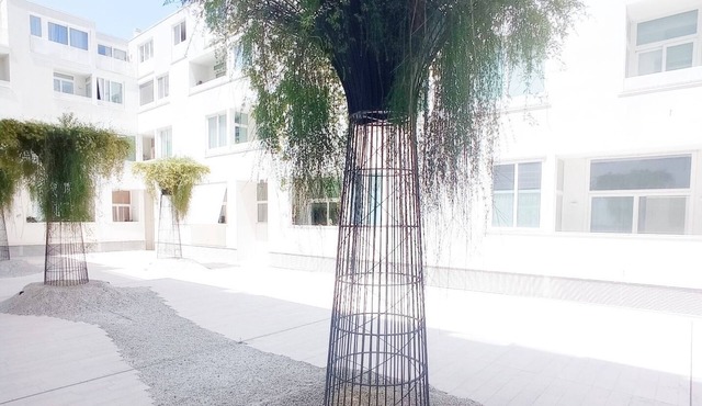 Milano Loft: 10 mins to Forum Arena | 2 Bathrooms | M2 Metro